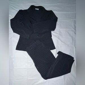 Breakin’‎ Love Y2K Women’s 2 Piece Striped Suit *See Description”